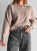 Carica l'immagine nel visualizzatore della galleria, Maglia beige a coste con zip - PHILIALOFT