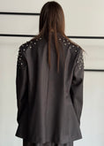 Carica l'immagine nel visualizzatore della galleria, Blazer ZAHJR con spalle tempestate di strass