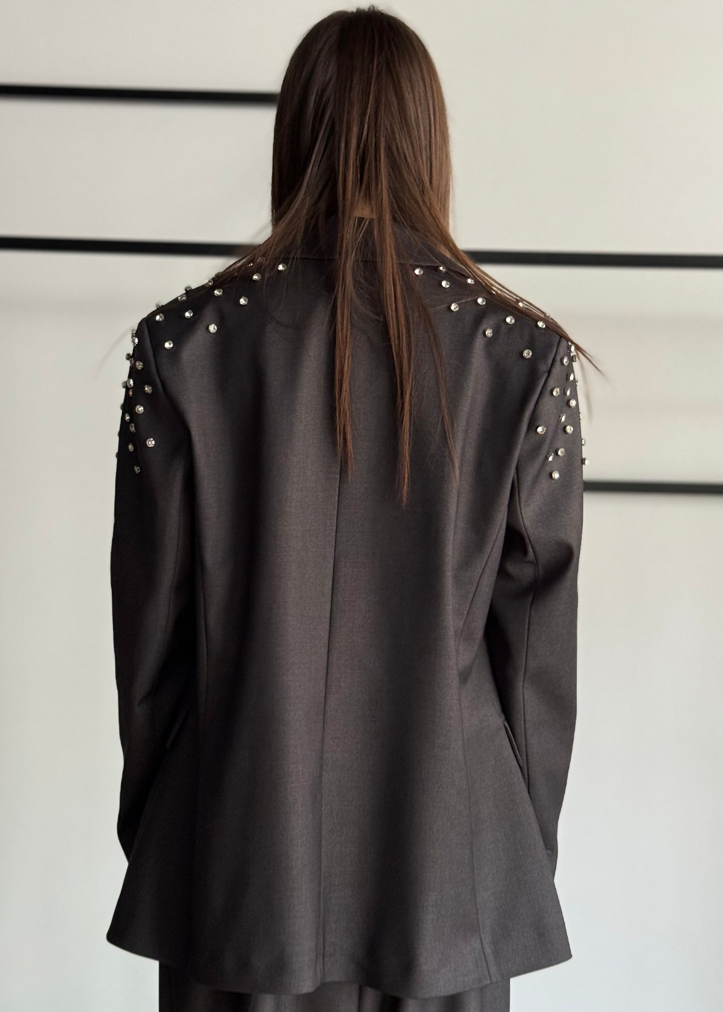 Blazer ZAHJR con spalle tempestate di strass