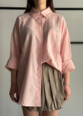Carica l'immagine nel visualizzatore della galleria, Camicia THEVICE oversize rosa