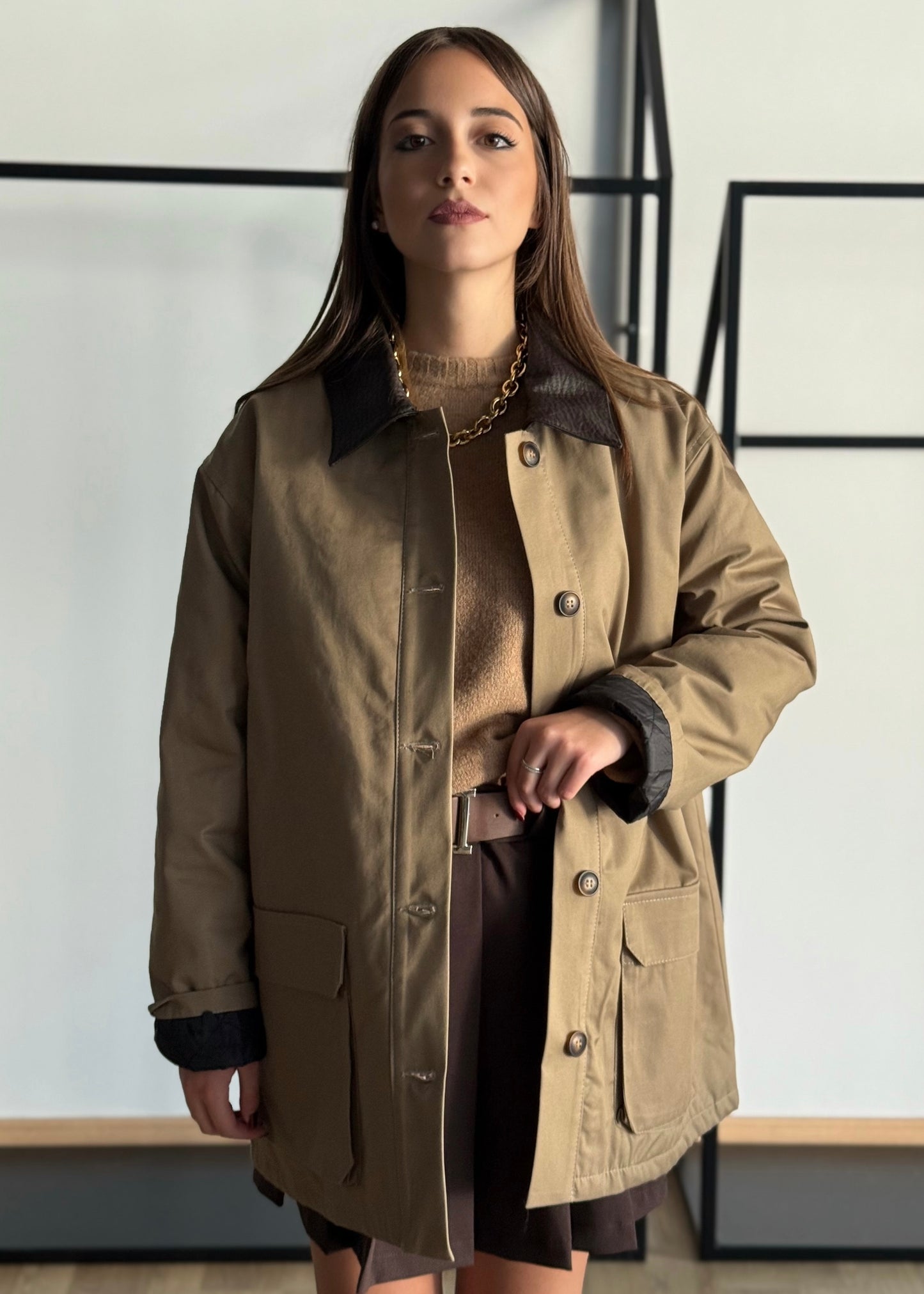 Giacca beige con colletto a contrasto -LUMINA