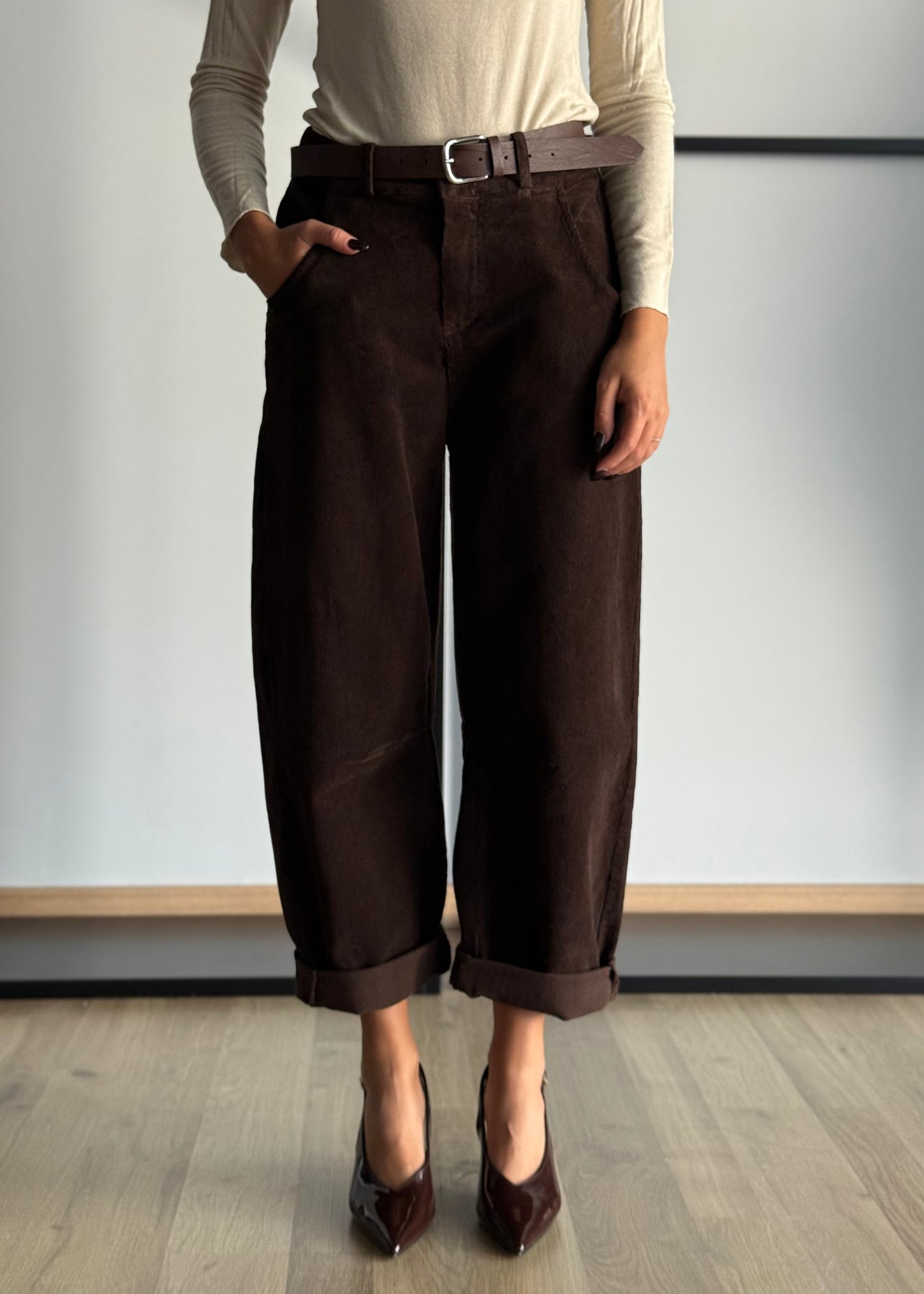 Pantaloni in velluto a coste con cintura -ZAHJR