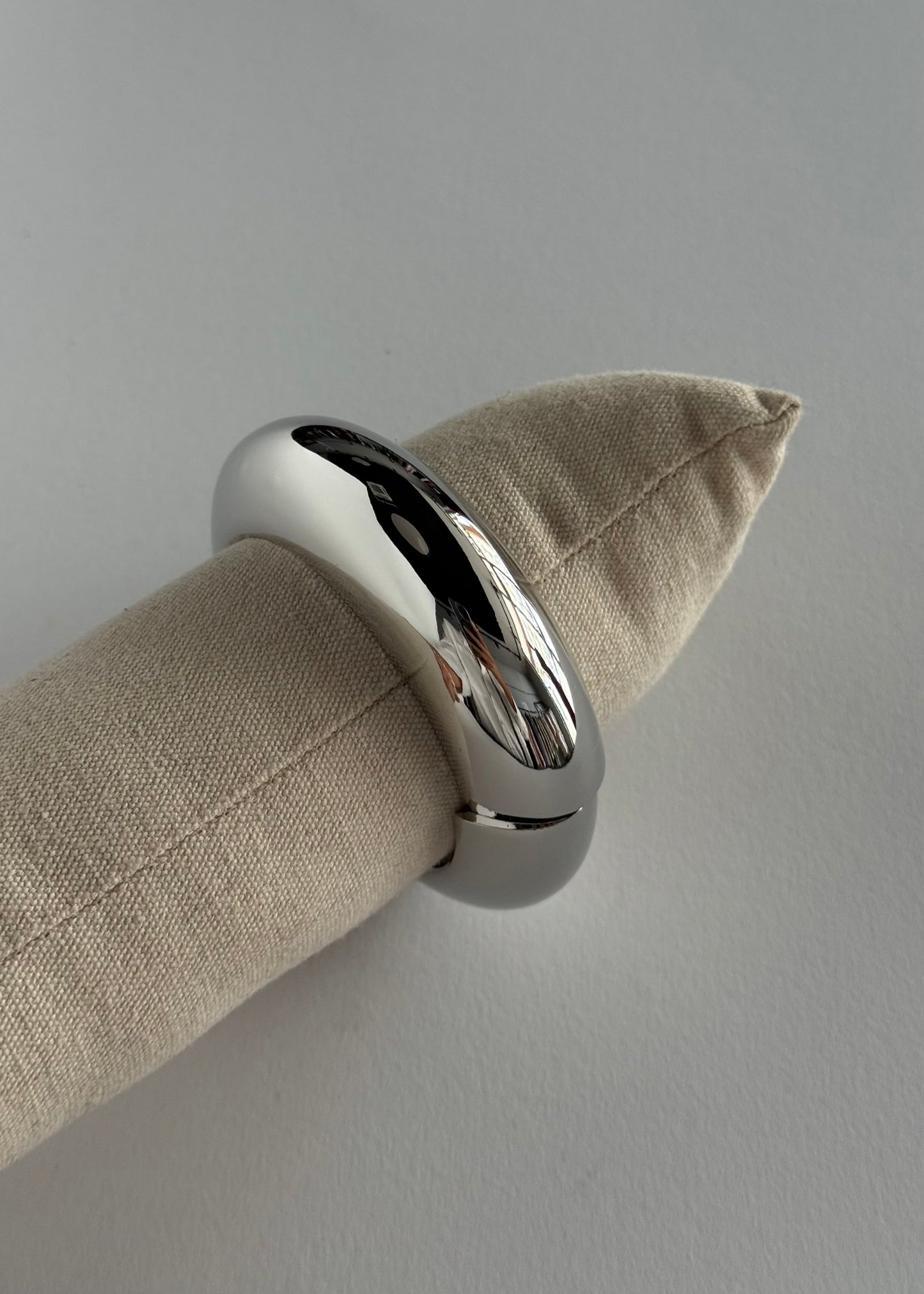 Bracciale rigido argento bombato