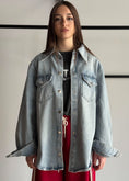 Carica l'immagine nel visualizzatore della galleria, Giacca camicia KONTATTO in denim
