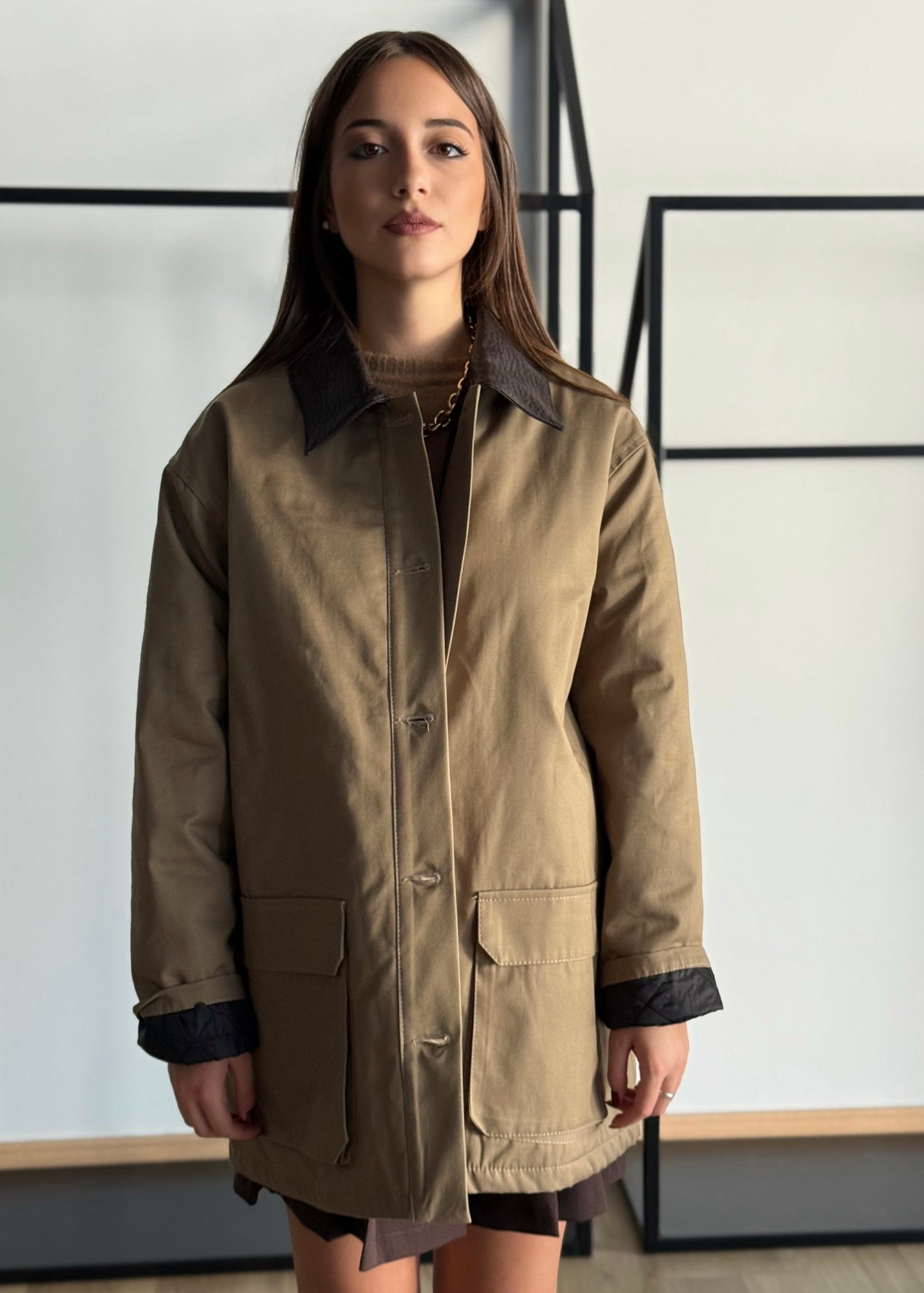 Giacca beige con colletto a contrasto -LUMINA