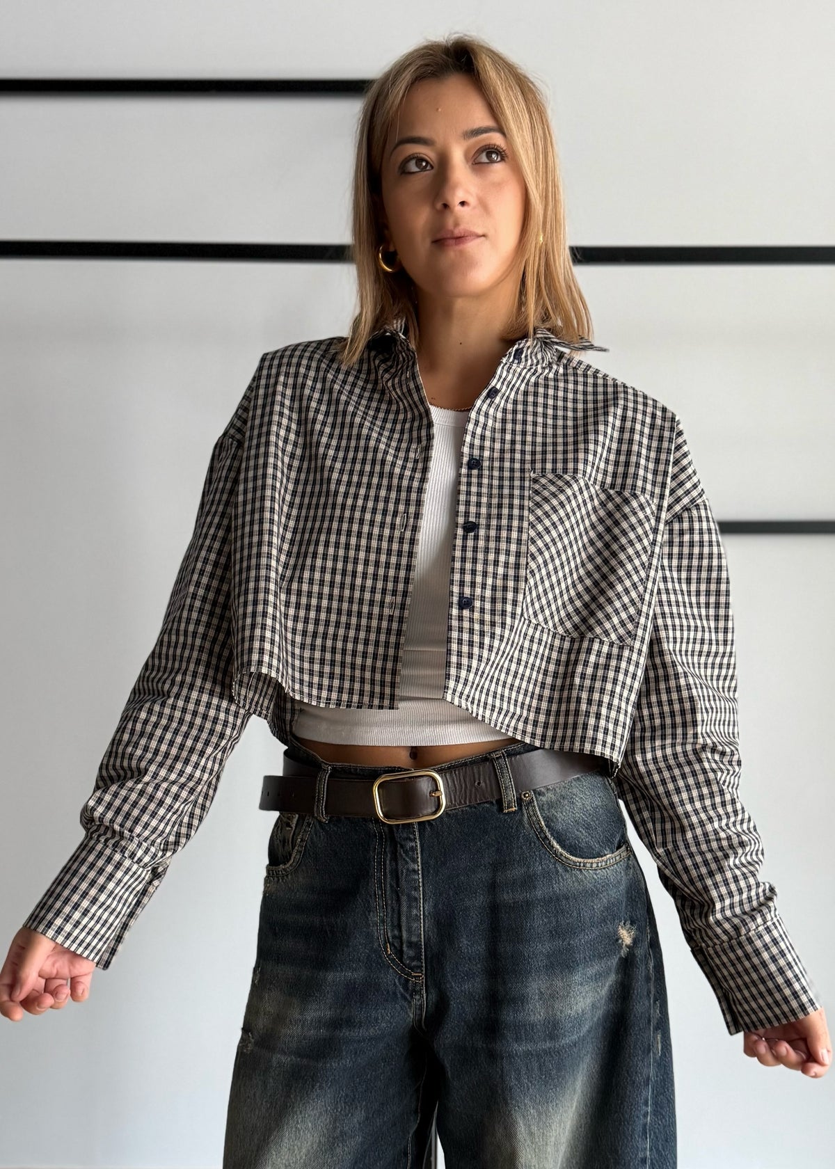 Camicia cropped a quadri con taschino