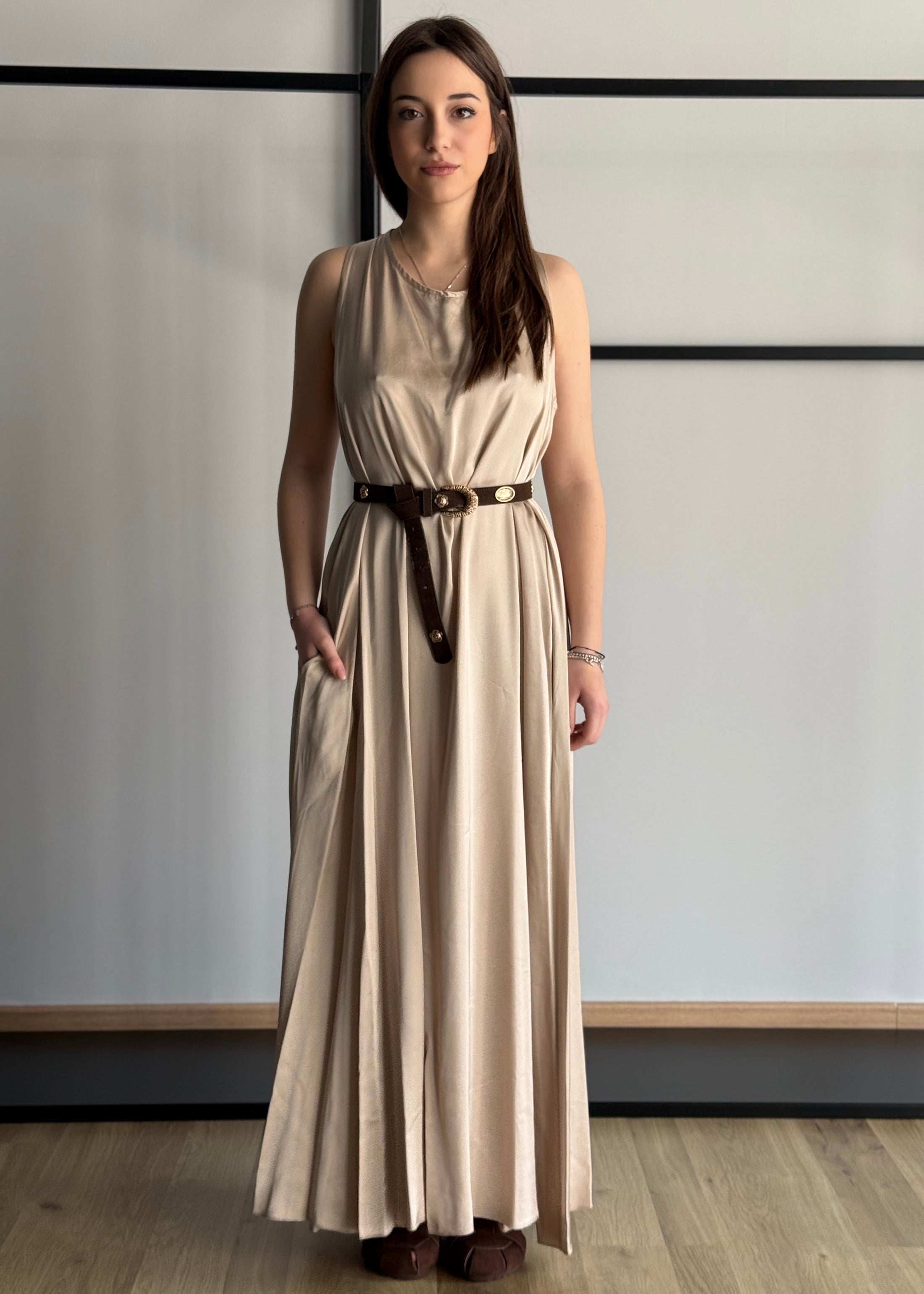 Abito lungo ZAHJR in satin avena