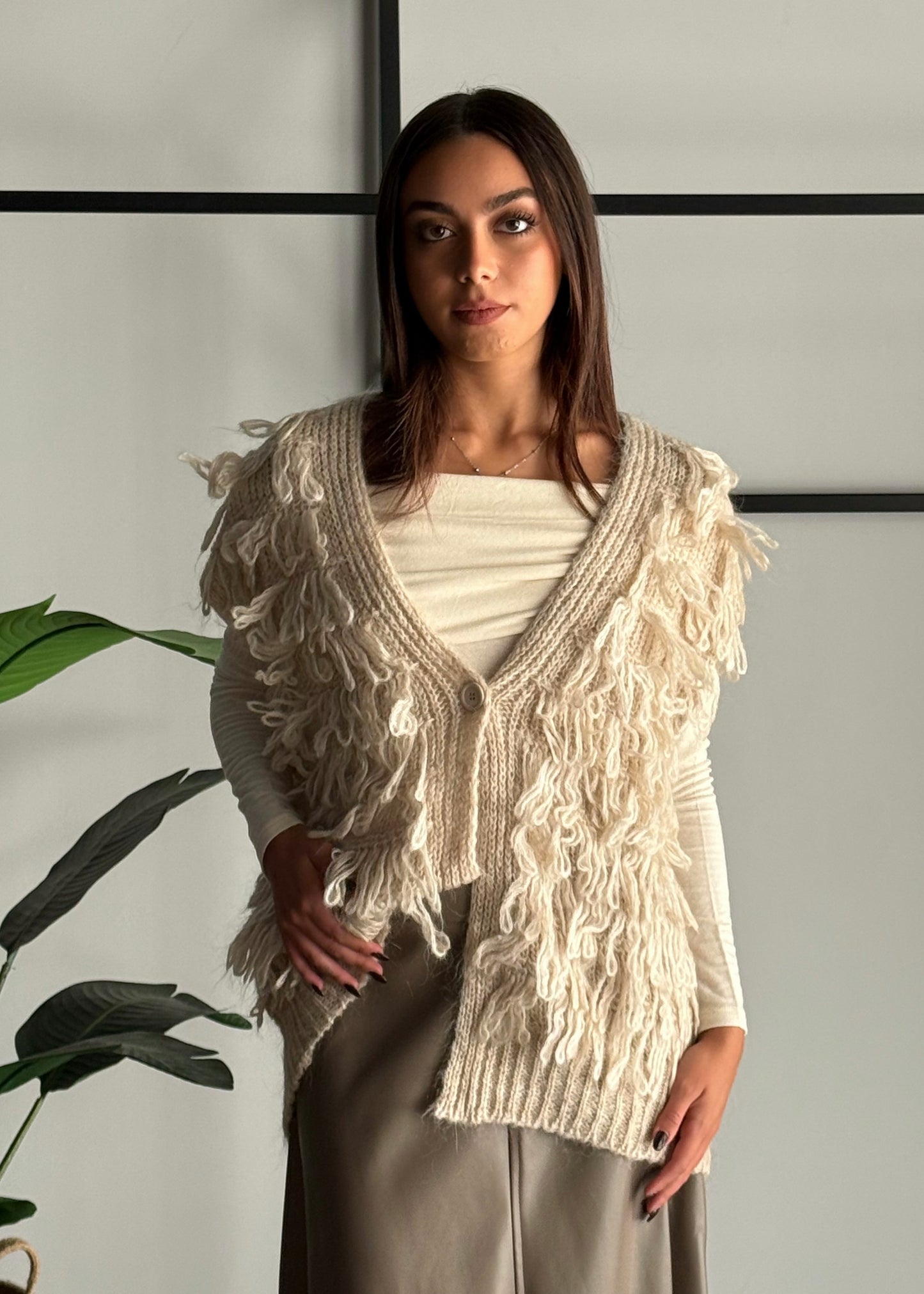 Gilet con frange -KONTATTO