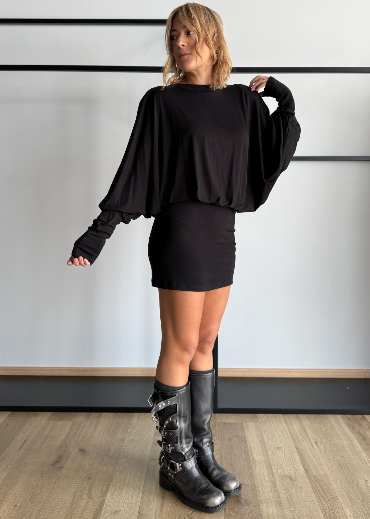 Abito corto drappeggiato nero con spalline - PHILIALOFT