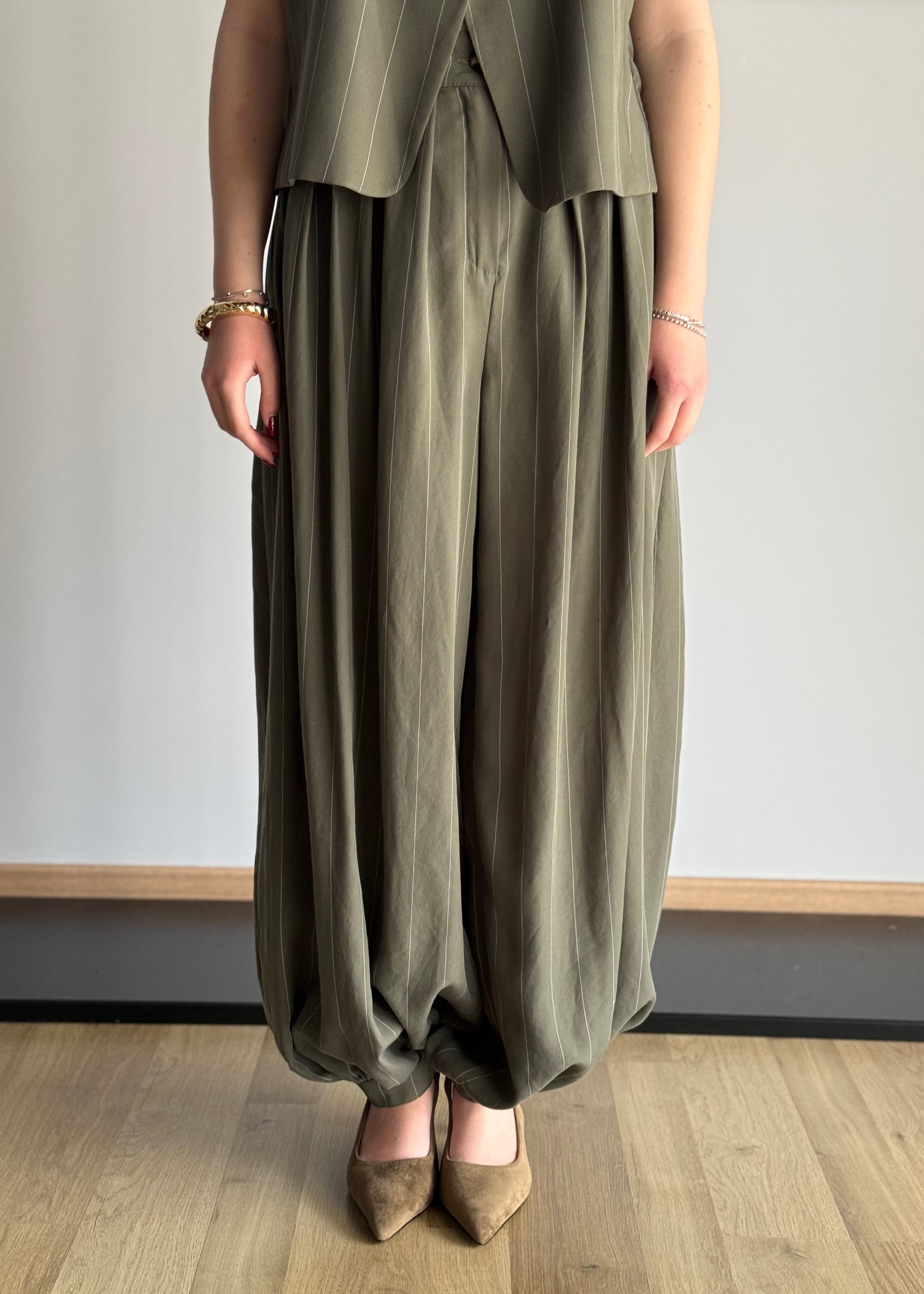 Pantalone balloon KONTATTO gessato verde militare