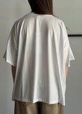 Carica l'immagine nel visualizzatore della galleria, T-shirt ZAHJR over con cravatta
