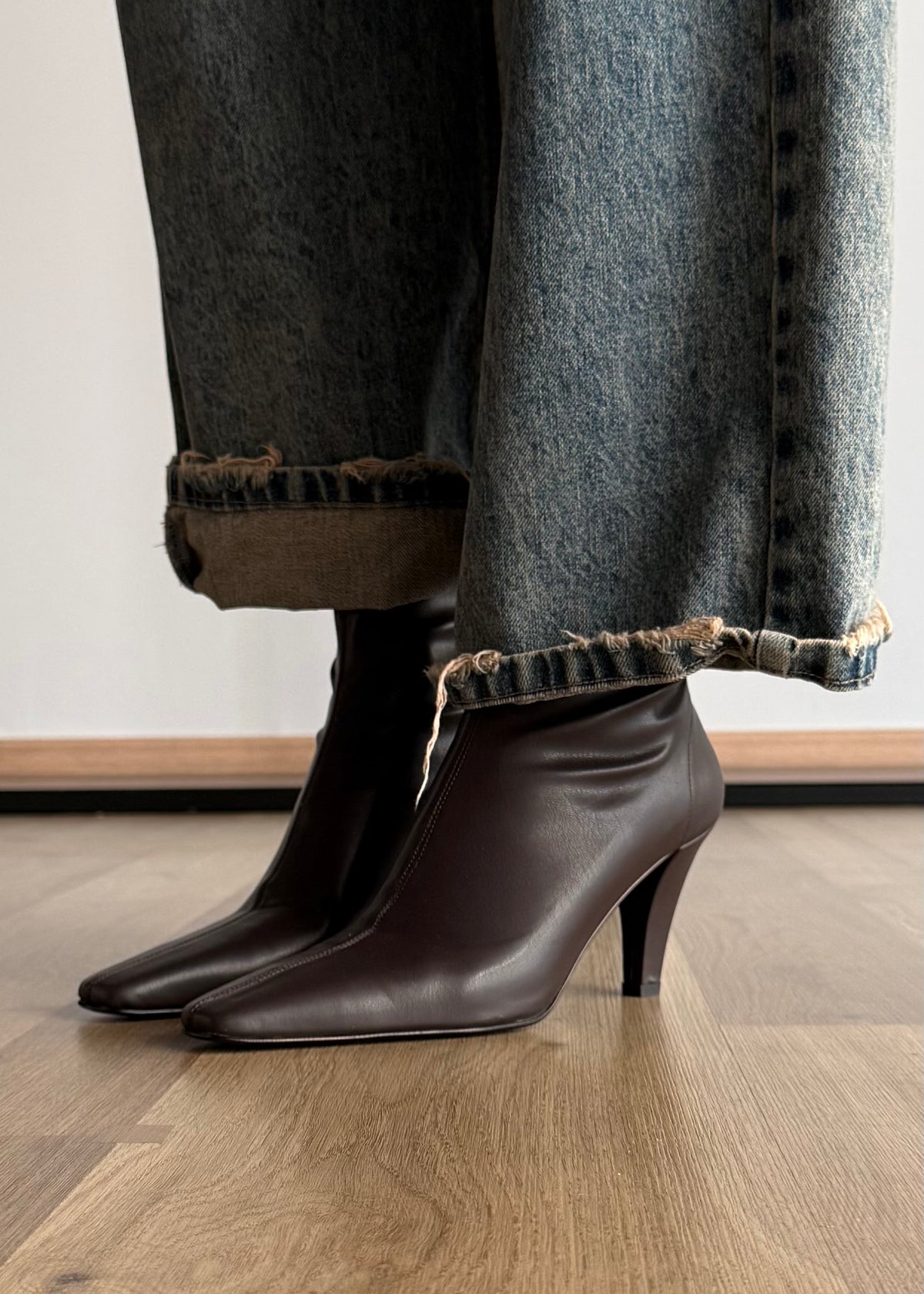 Stivaletto stretch moro con tacco 8 OVYÈ