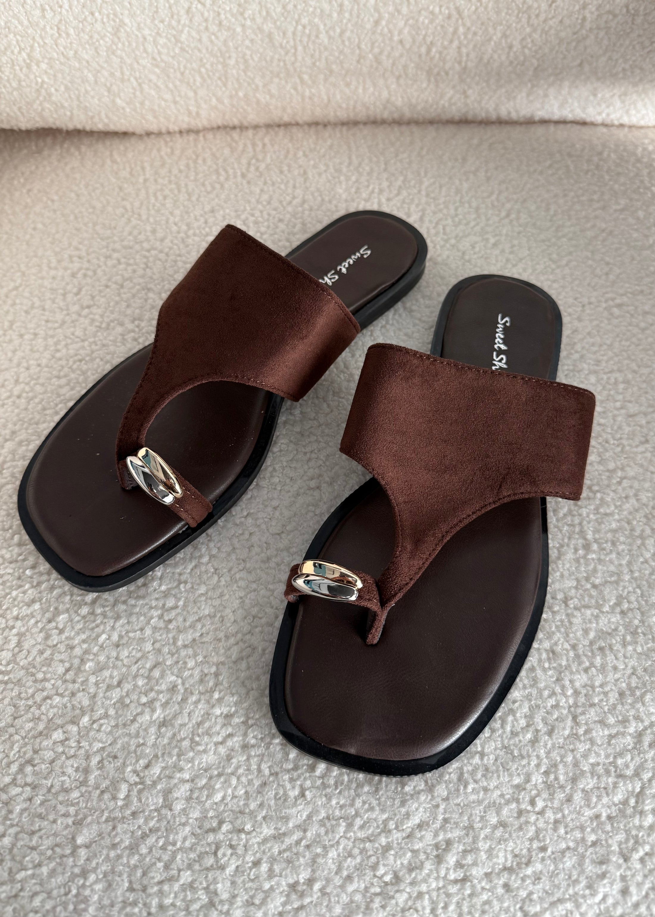 Sandali infradito in suede moro
