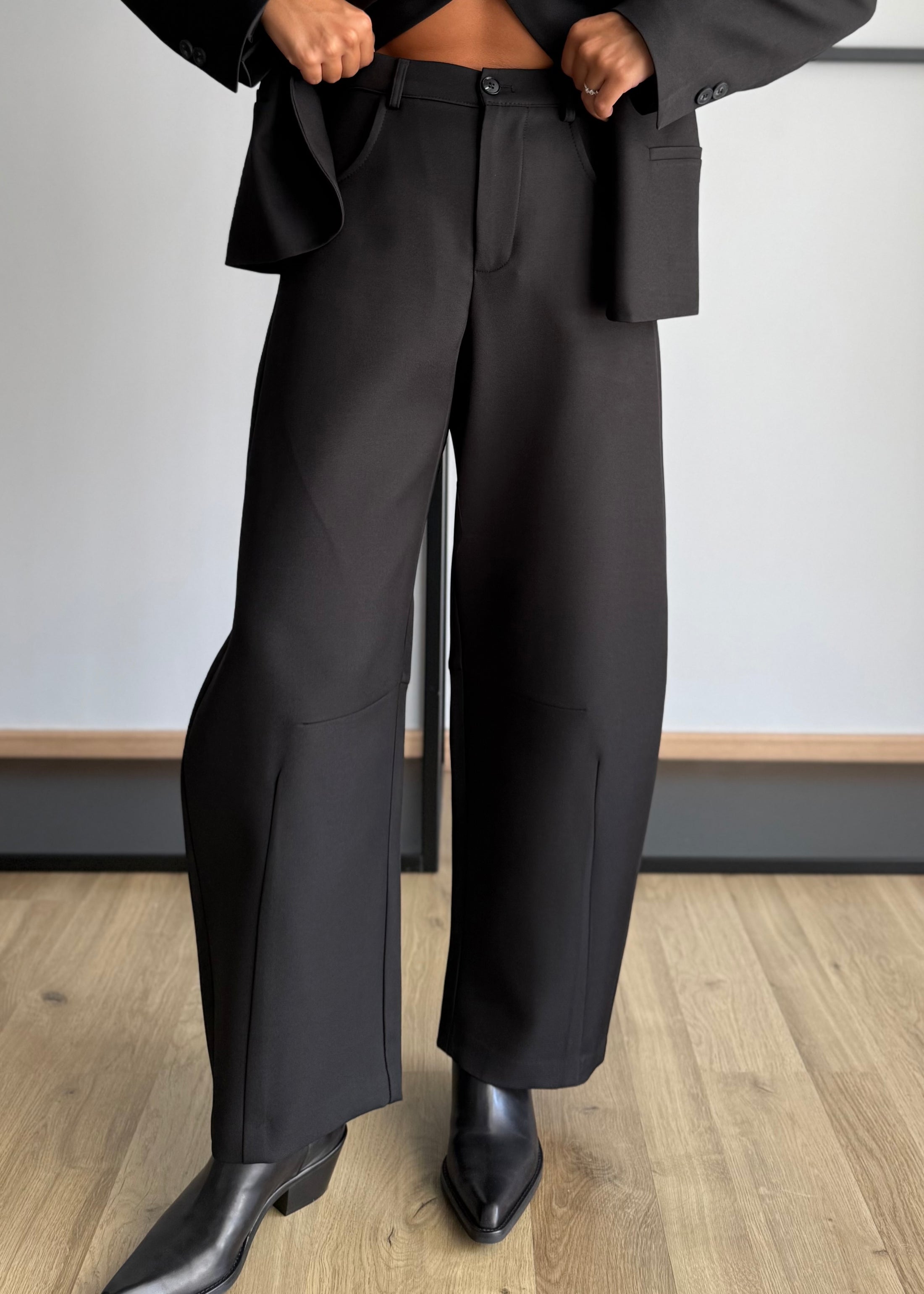 Pantalone nero barrel - ZAHJR