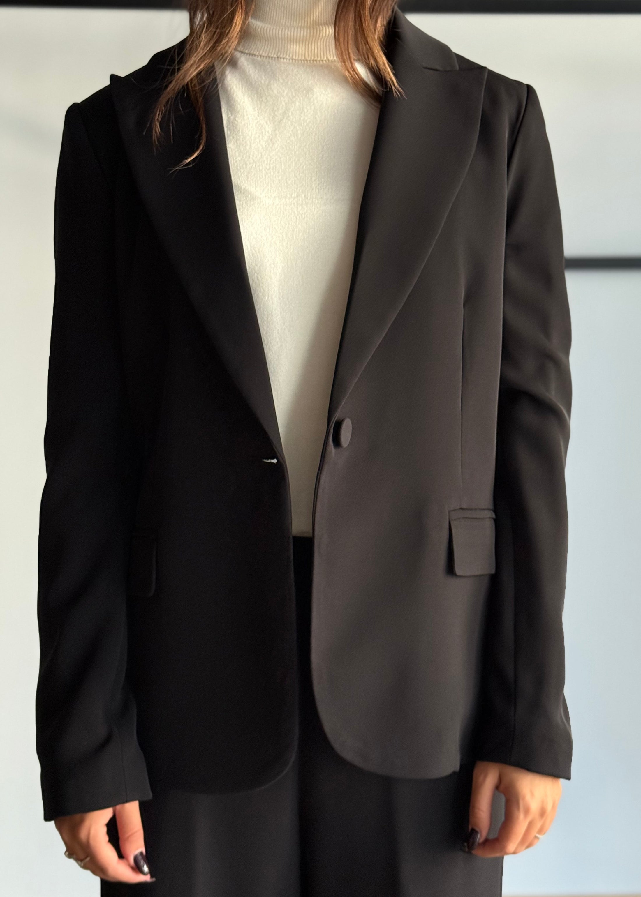 Tailleur giacca e pantalone -KONTATTO