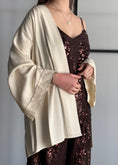 Carica l'immagine nel visualizzatore della galleria, Kimono ZAHJR latte

