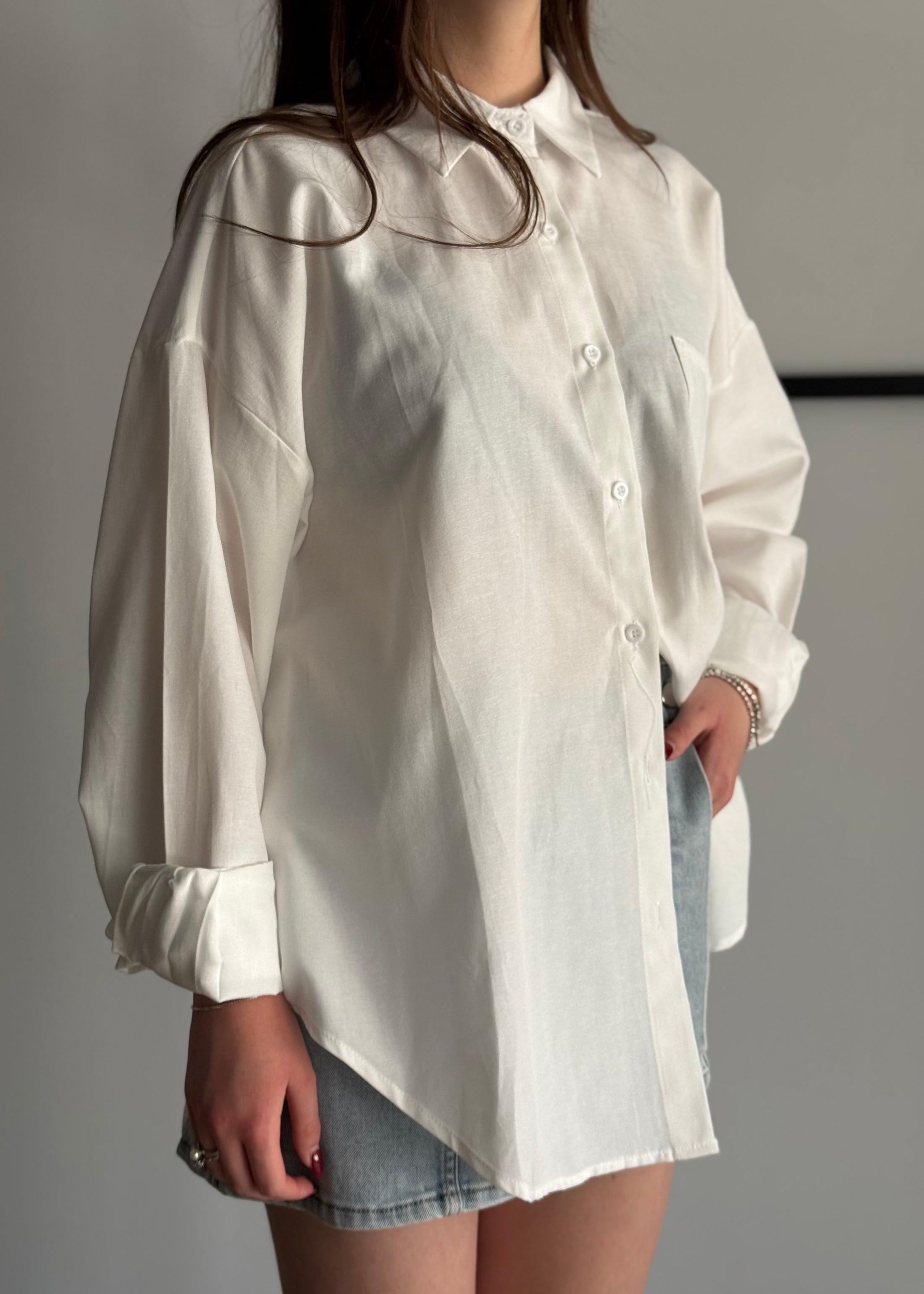 Camicia over bianca basic