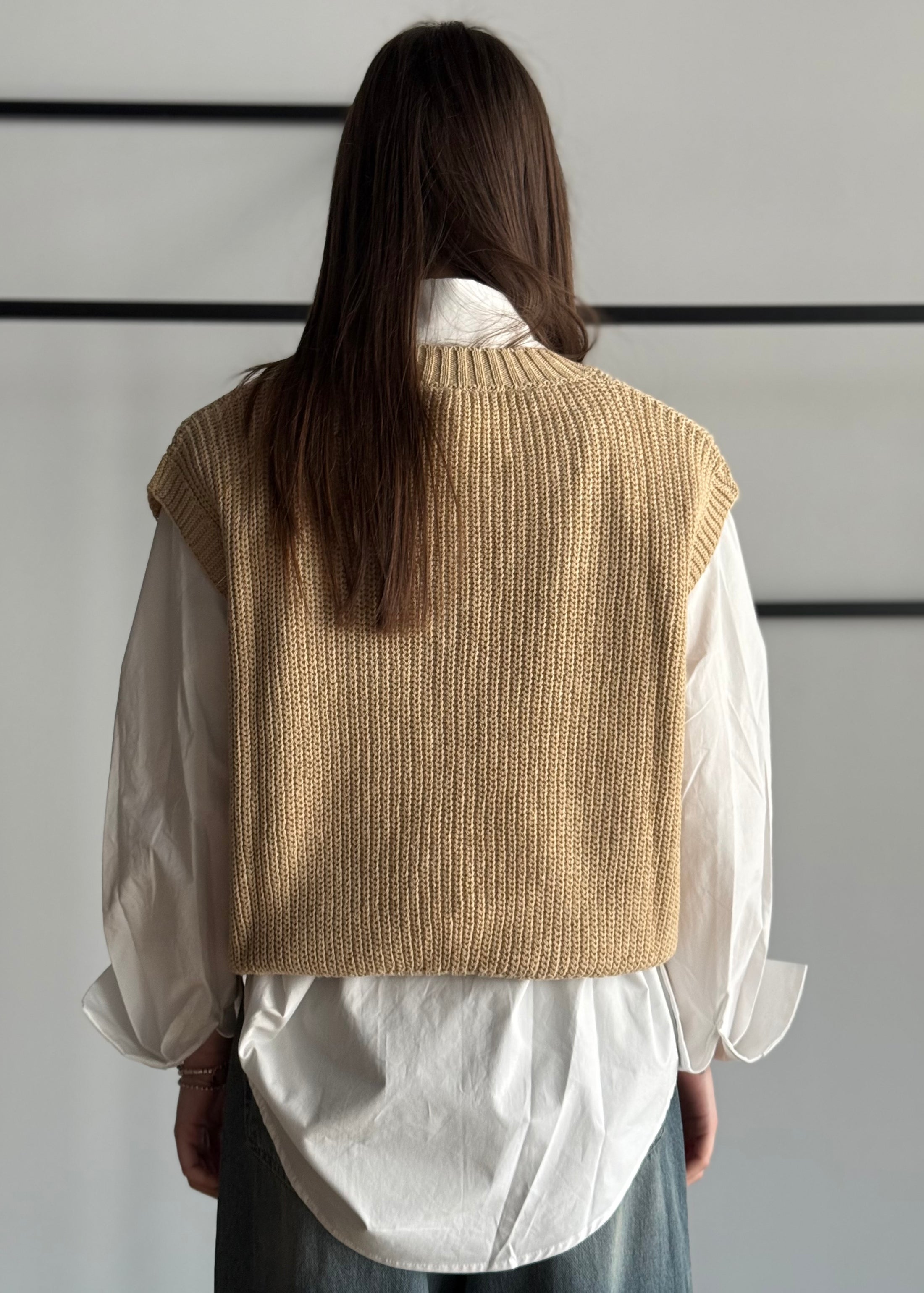 Gilet ZAHJR in maglia cammello