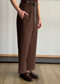 Carica l'immagine nel visualizzatore della galleria, Pantalone ZAHJR moro con cintura
