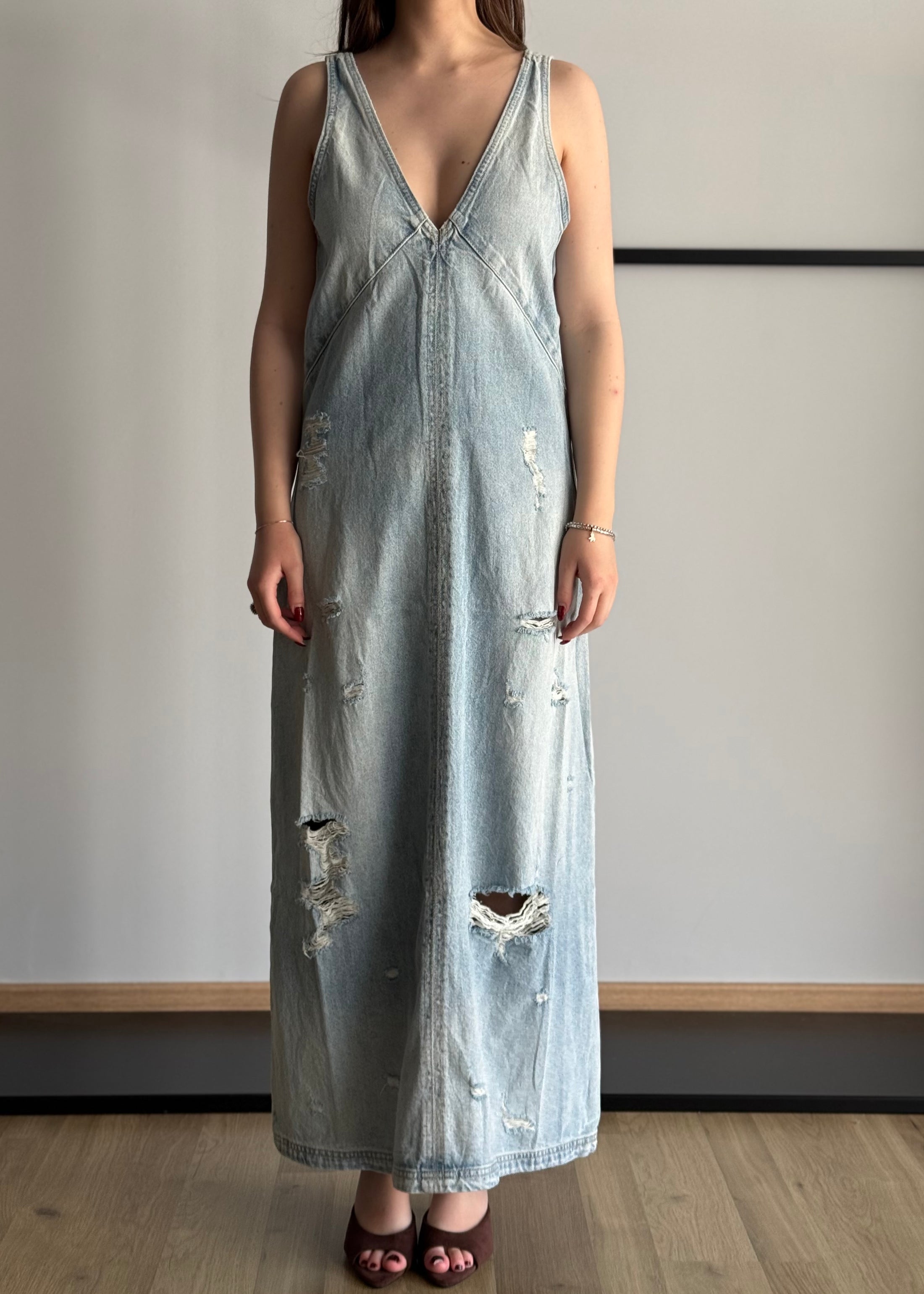 Abito denim midi destroyed