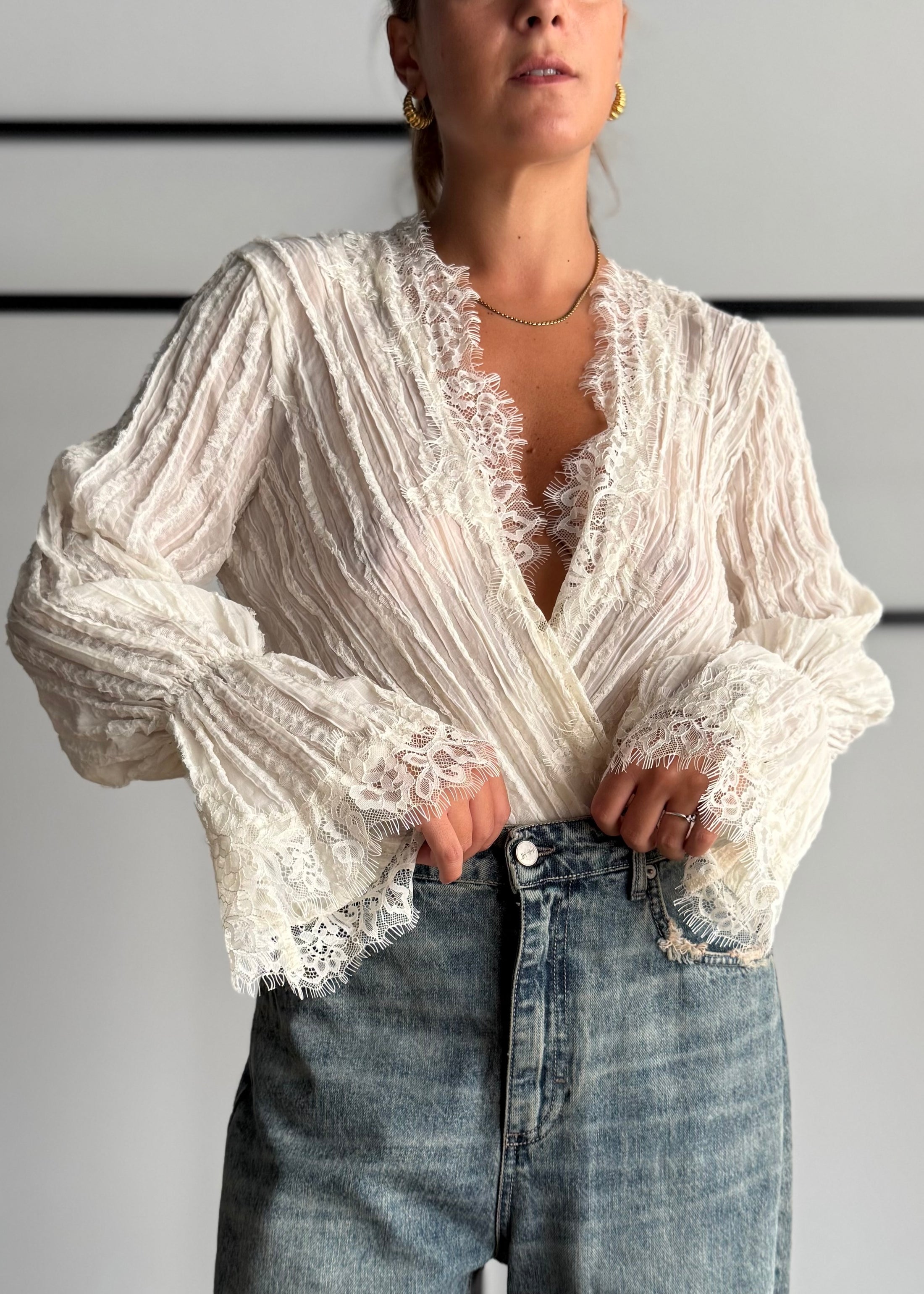 Body panna in pizzo con scollo incrociato - PHILIALOFT