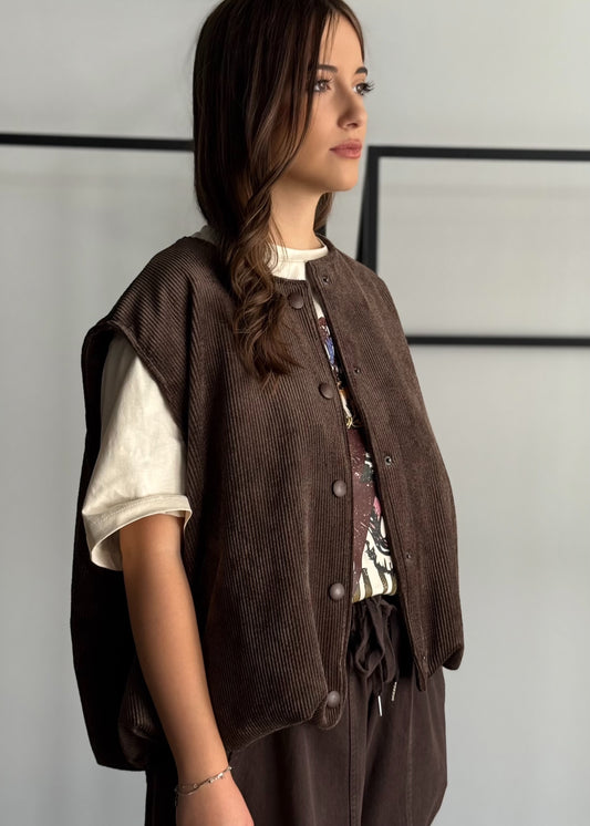 Gilet in velluto a coste con bottoni