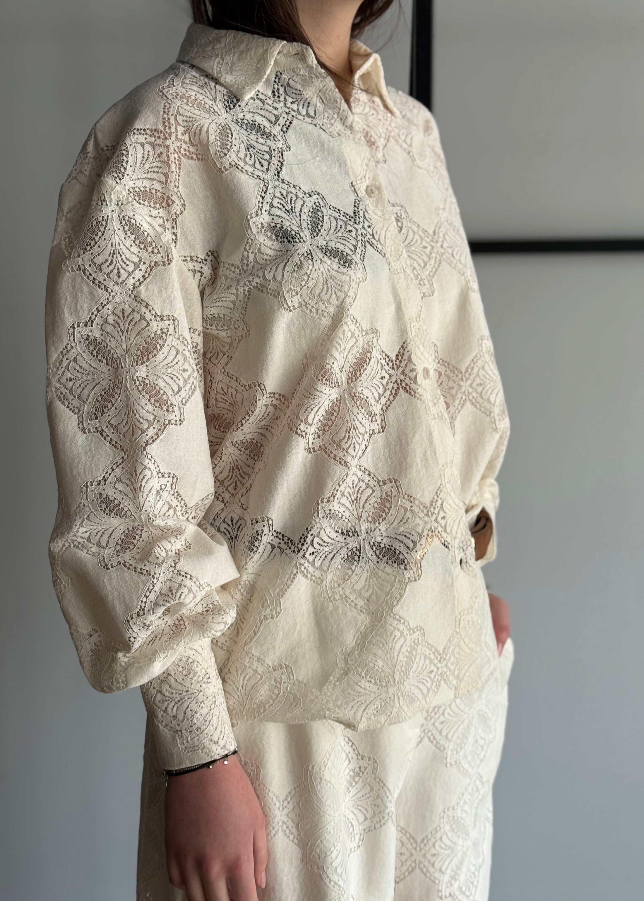 Camicia ZAHJR in pizzo ricamato
