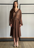 Carica l'immagine nel visualizzatore della galleria, Camicia KONTATTO a pois
