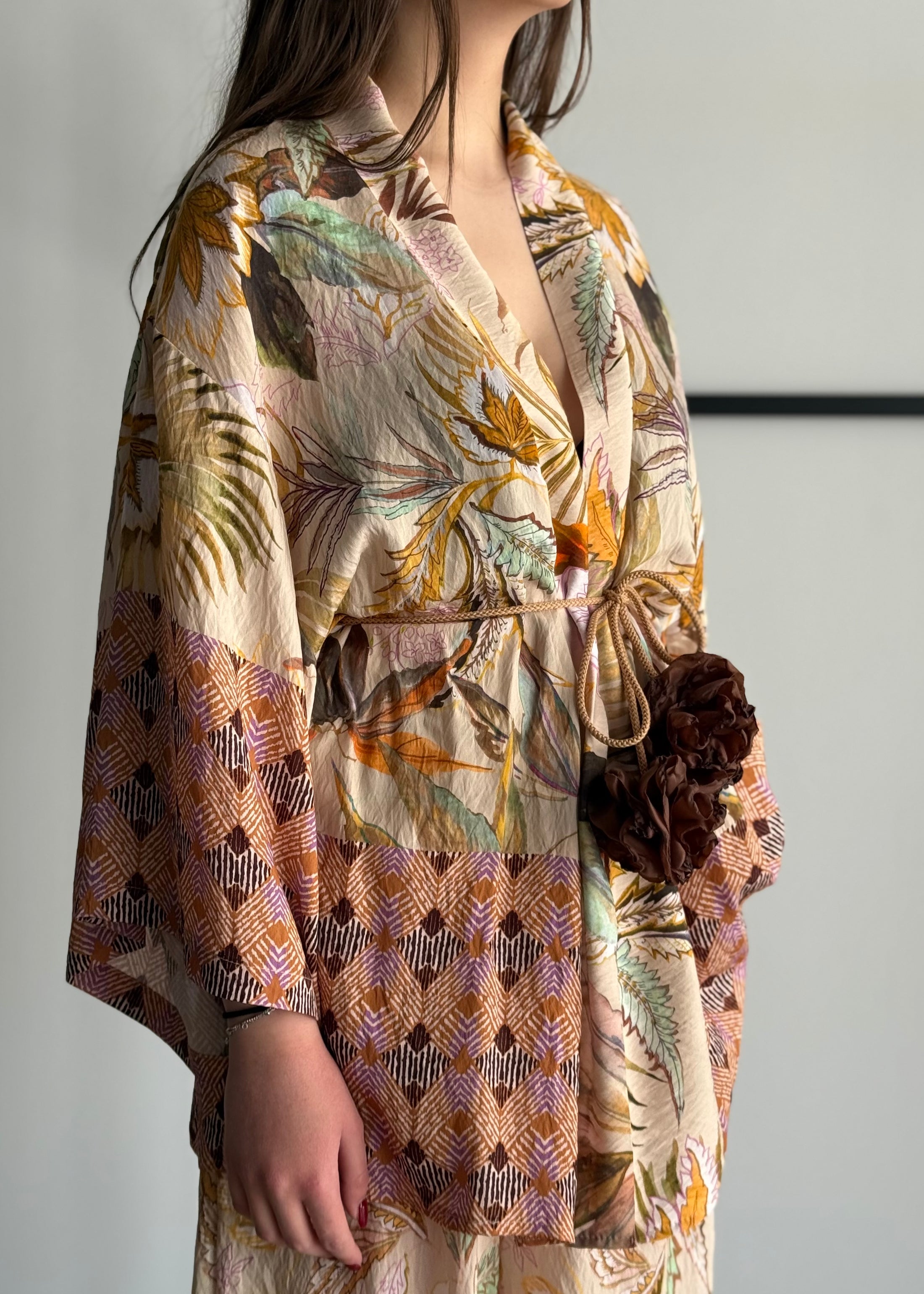 Kimono PHILIALOFT con cintura