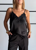 Carica l'immagine nel visualizzatore della galleria, Top lingerie nero con pizzo - ZAHJR
