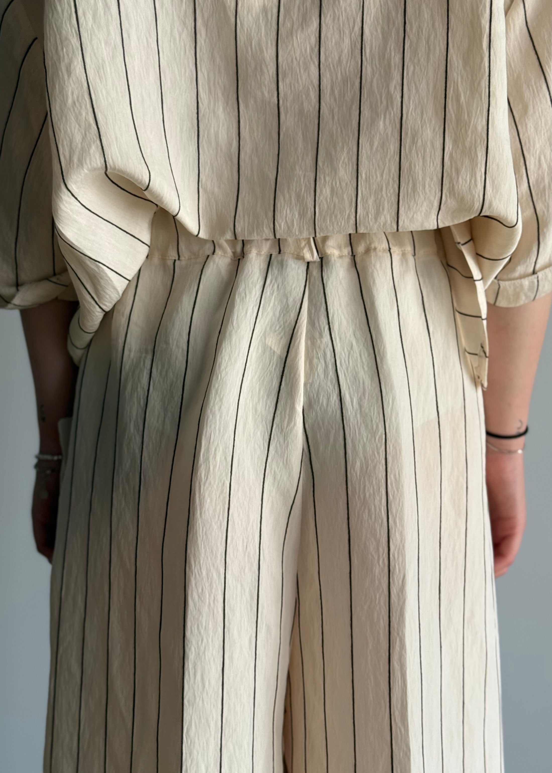 Pantalone PHILIALOFT a palazzo rigato panna e moro