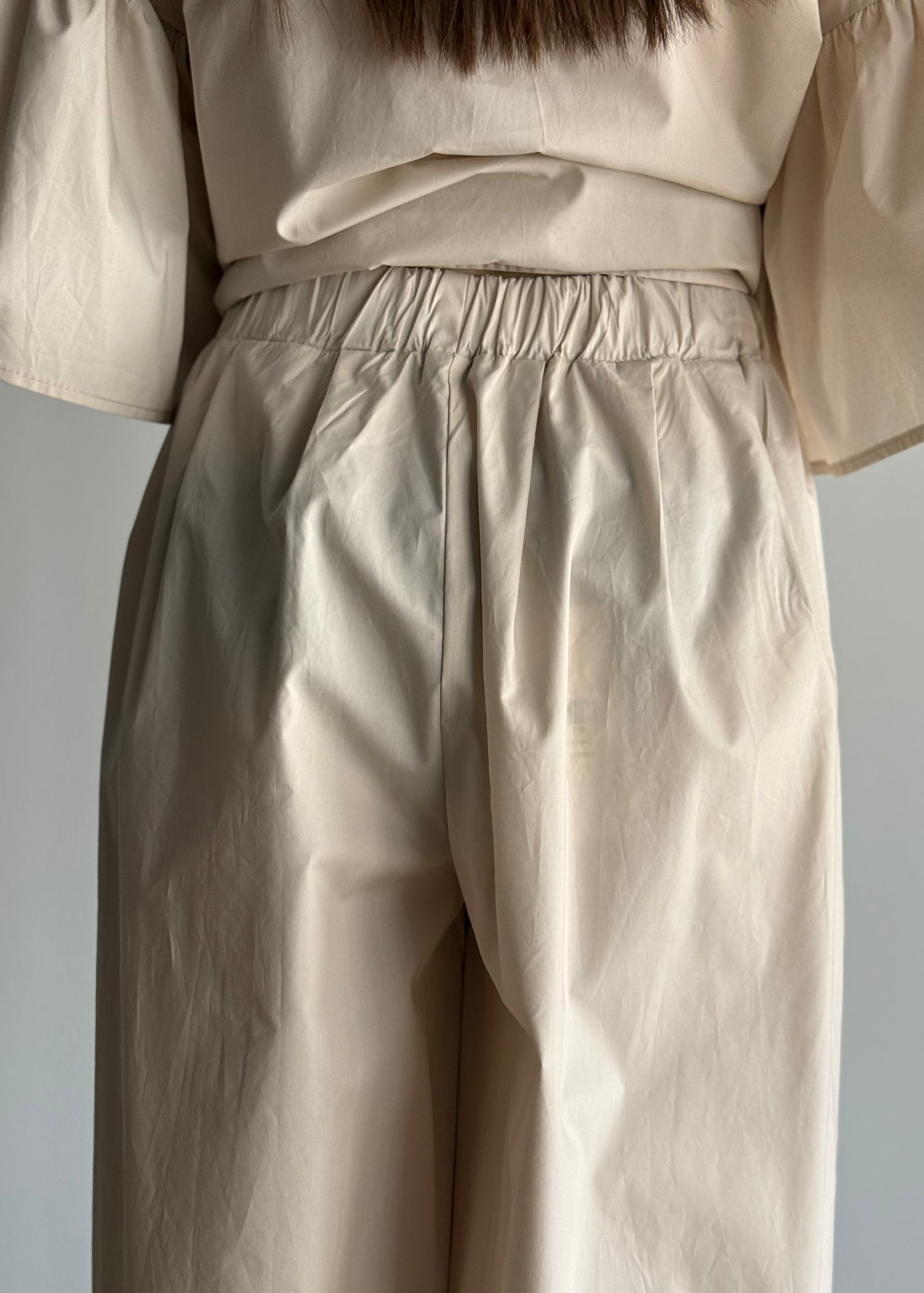 Pantaloni KIKISIX jogger