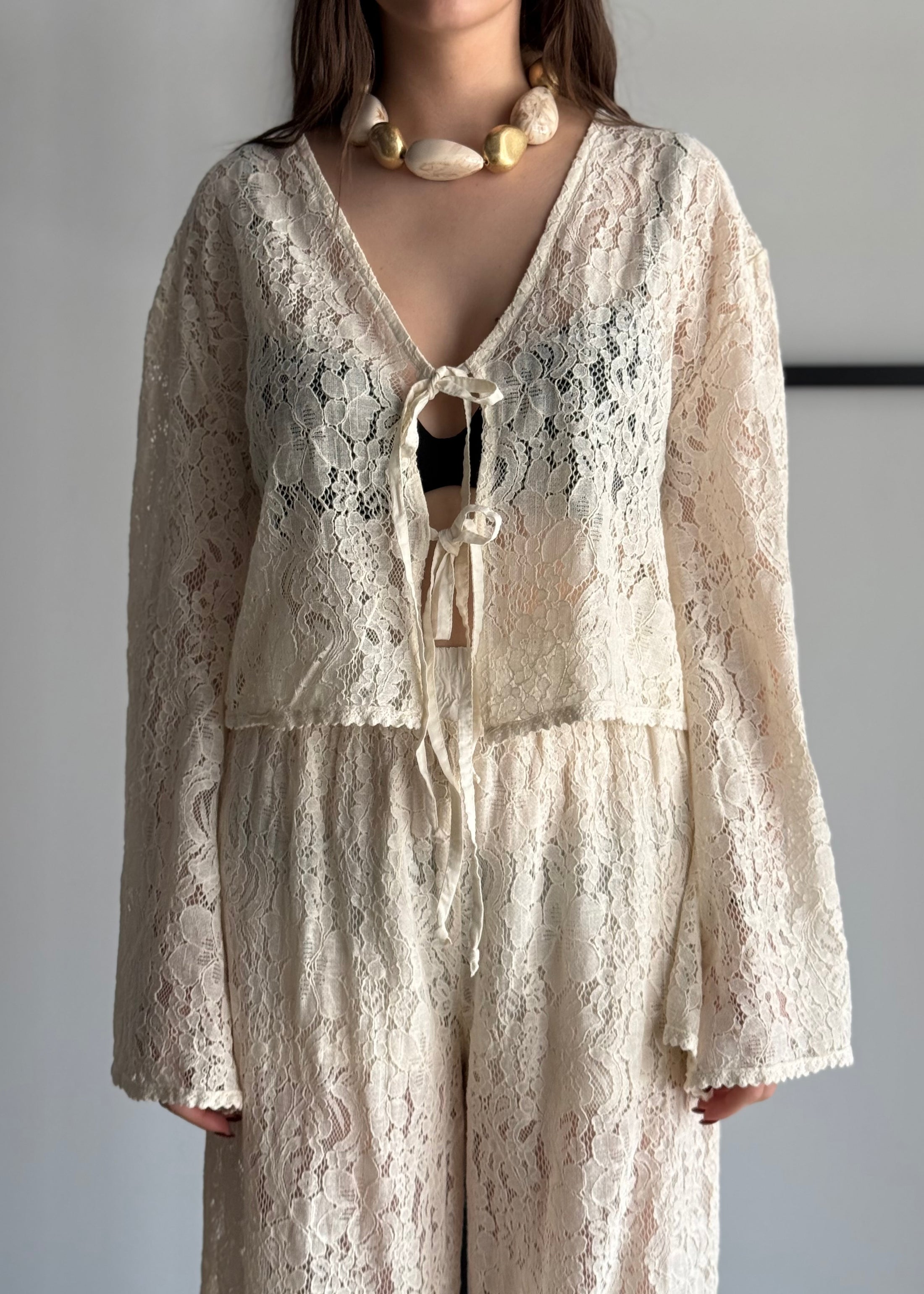Blusa KIKISIX in pizzo