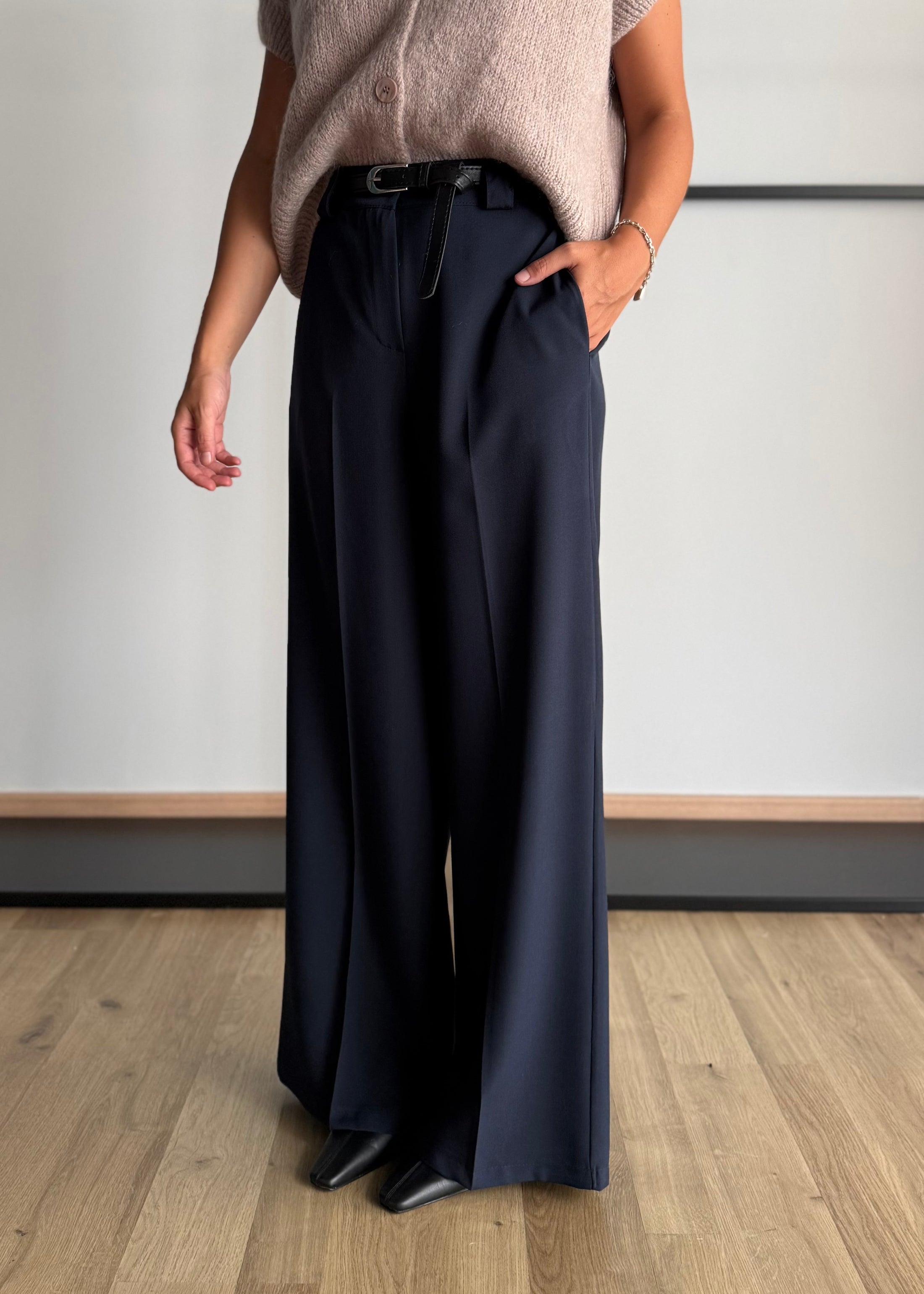 Pantalone blu palazzo con cintura - ZAHJR