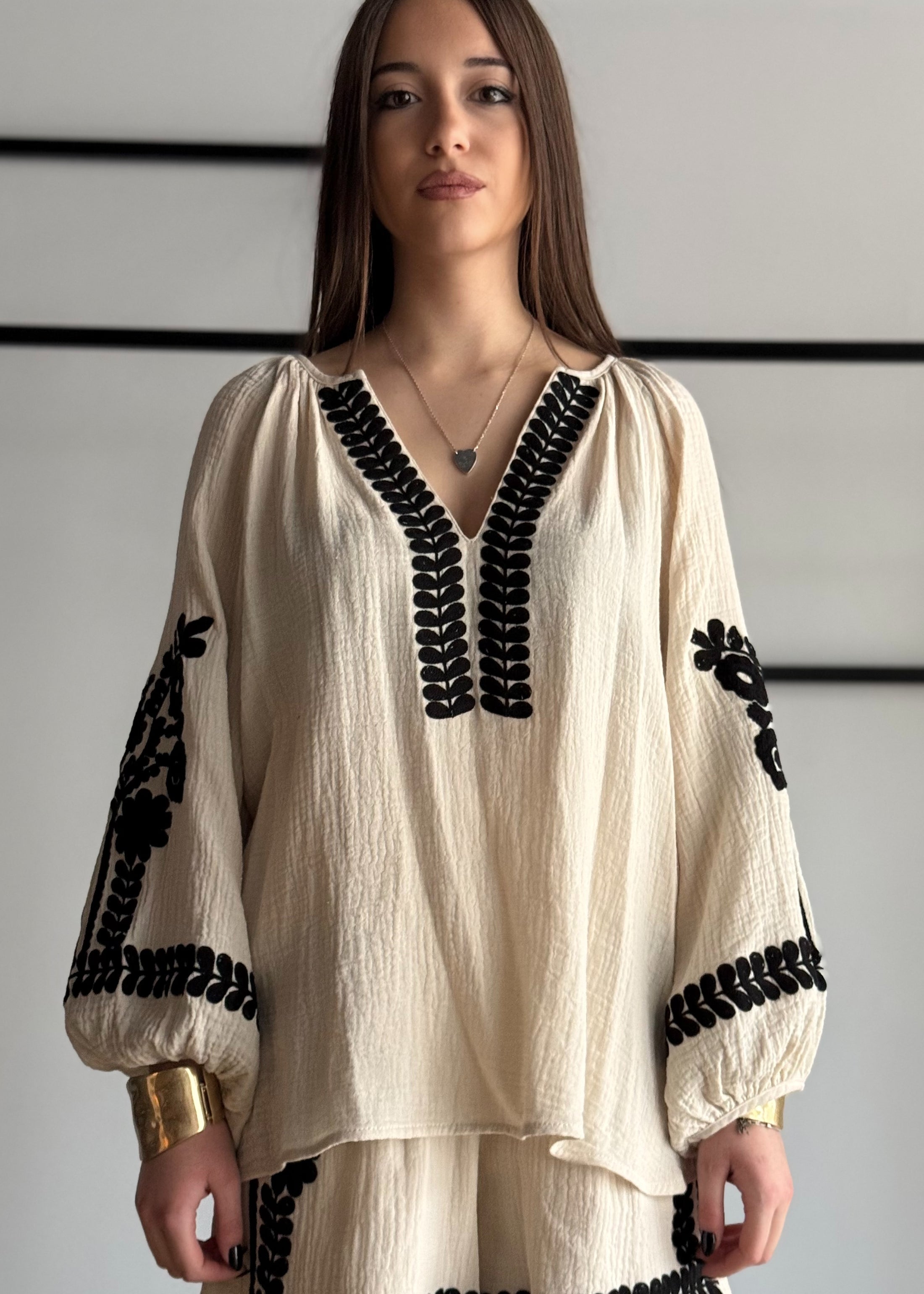 Blusa PHILIALOFT ricamata