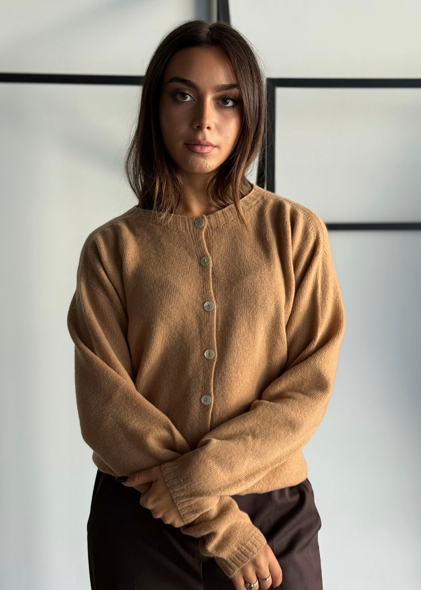 Cardigan corto in maglia -KONTATTO