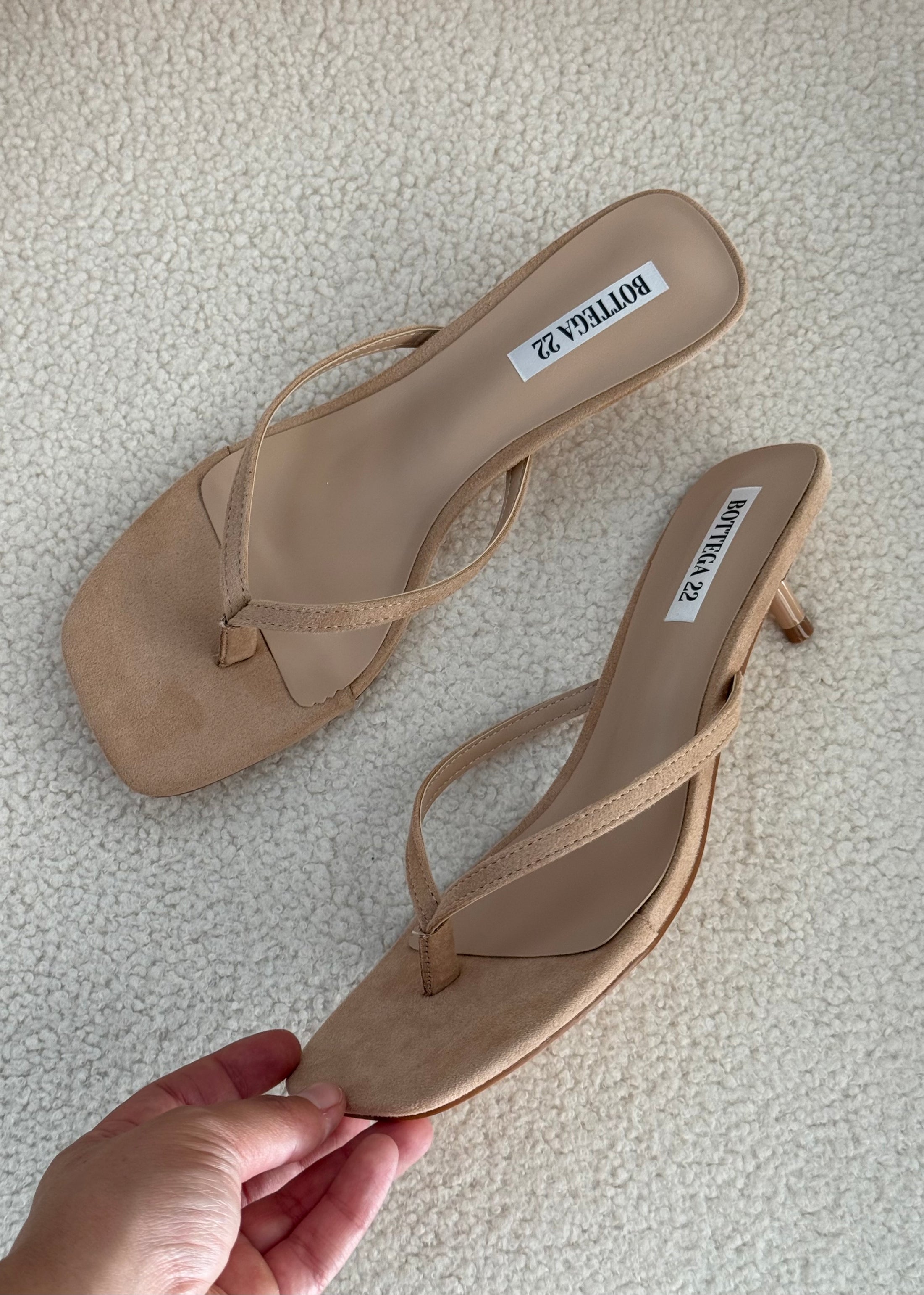 Sandali infradito con tacco nude effetto suede
