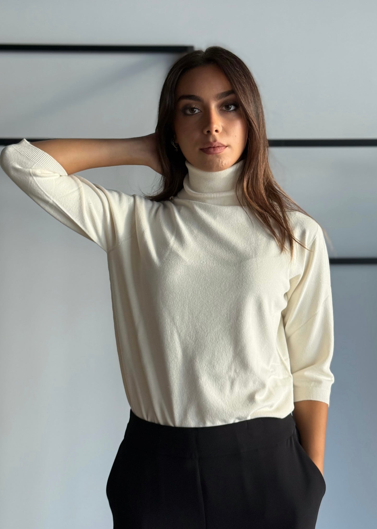 Maglia dolcevita a mezza manica -KONTATTO
