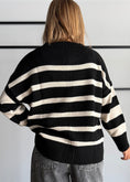 Carica l'immagine nel visualizzatore della galleria, Maglia over a righe nera - ZAHJR
