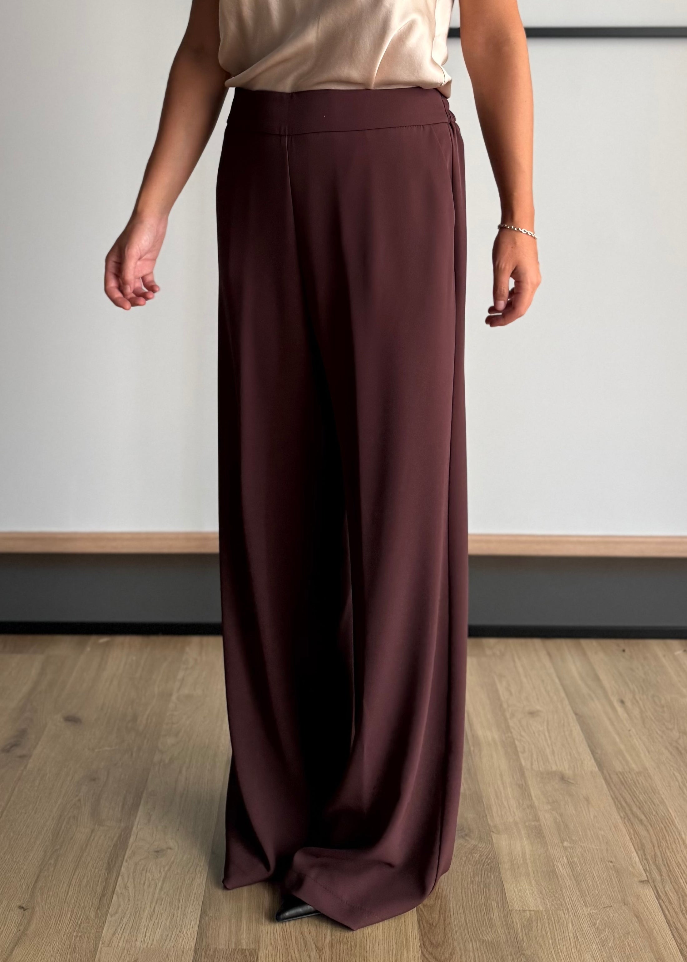 Tailleur essential vino