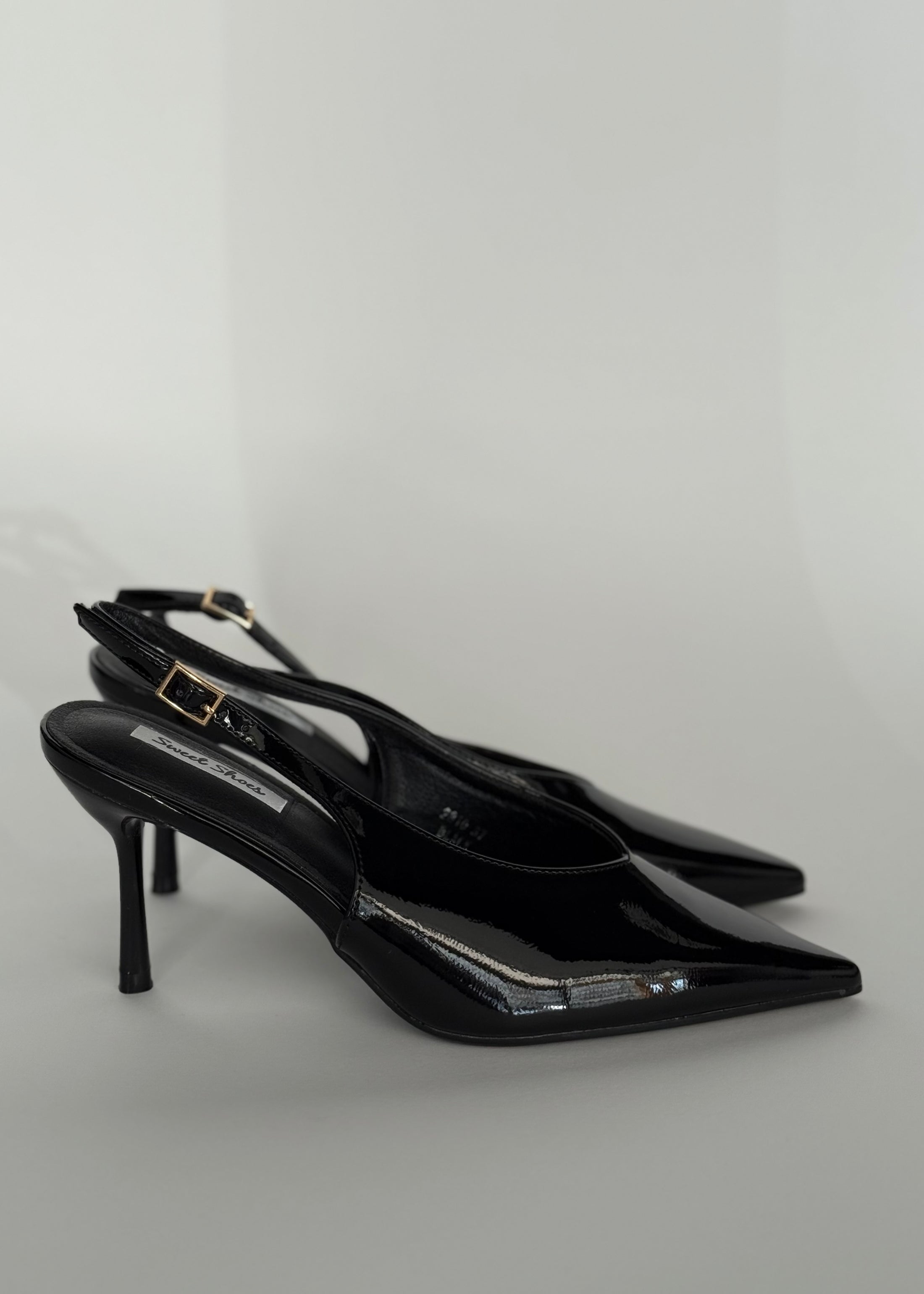 Décolleté slingback vernice
