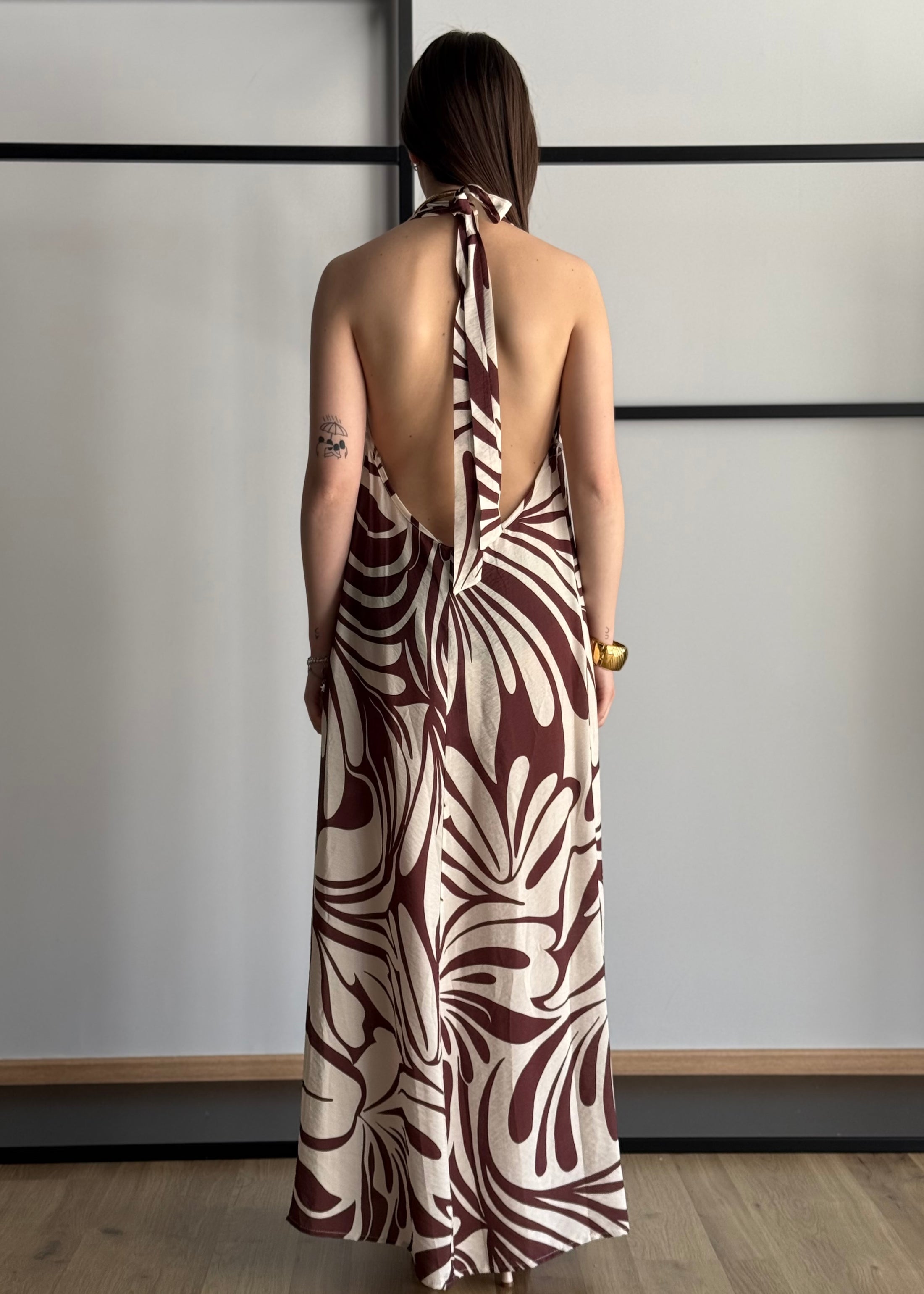 Abito lungo KIKISIX con scollo halter
