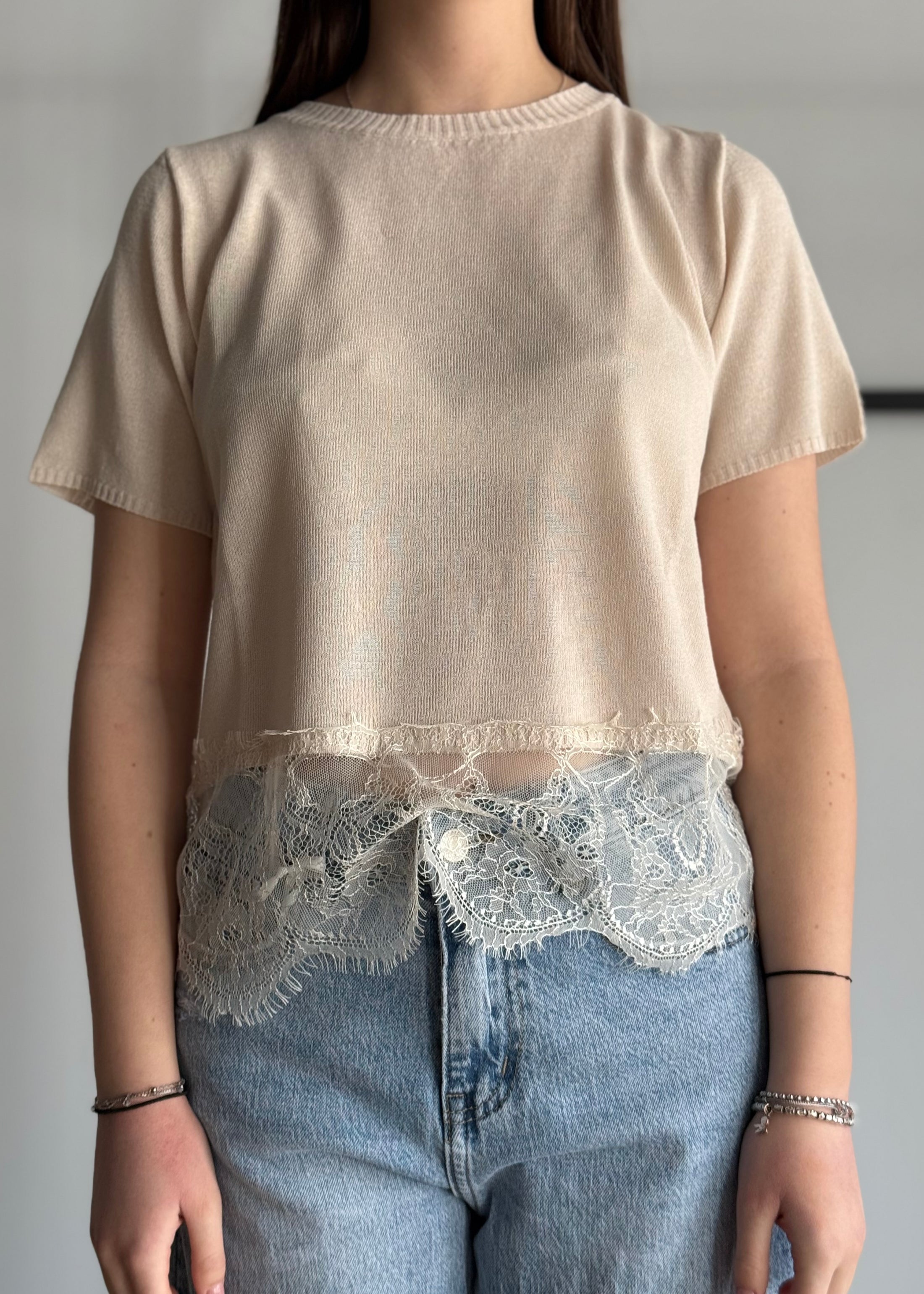 Maglia KONTATTO con fondo in pizzo avorio