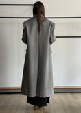 Carica l'immagine nel visualizzatore della galleria, Cappotto JUSTWEST doppiopetto oversize
