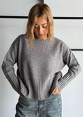 Carica l'immagine nel visualizzatore della galleria, Maglia grigio 100% lana - ZAHJR
