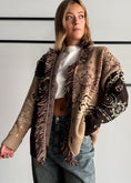 Carica l'immagine nel visualizzatore della galleria, Cardigan jacquard con frange moka - KONTATTO
