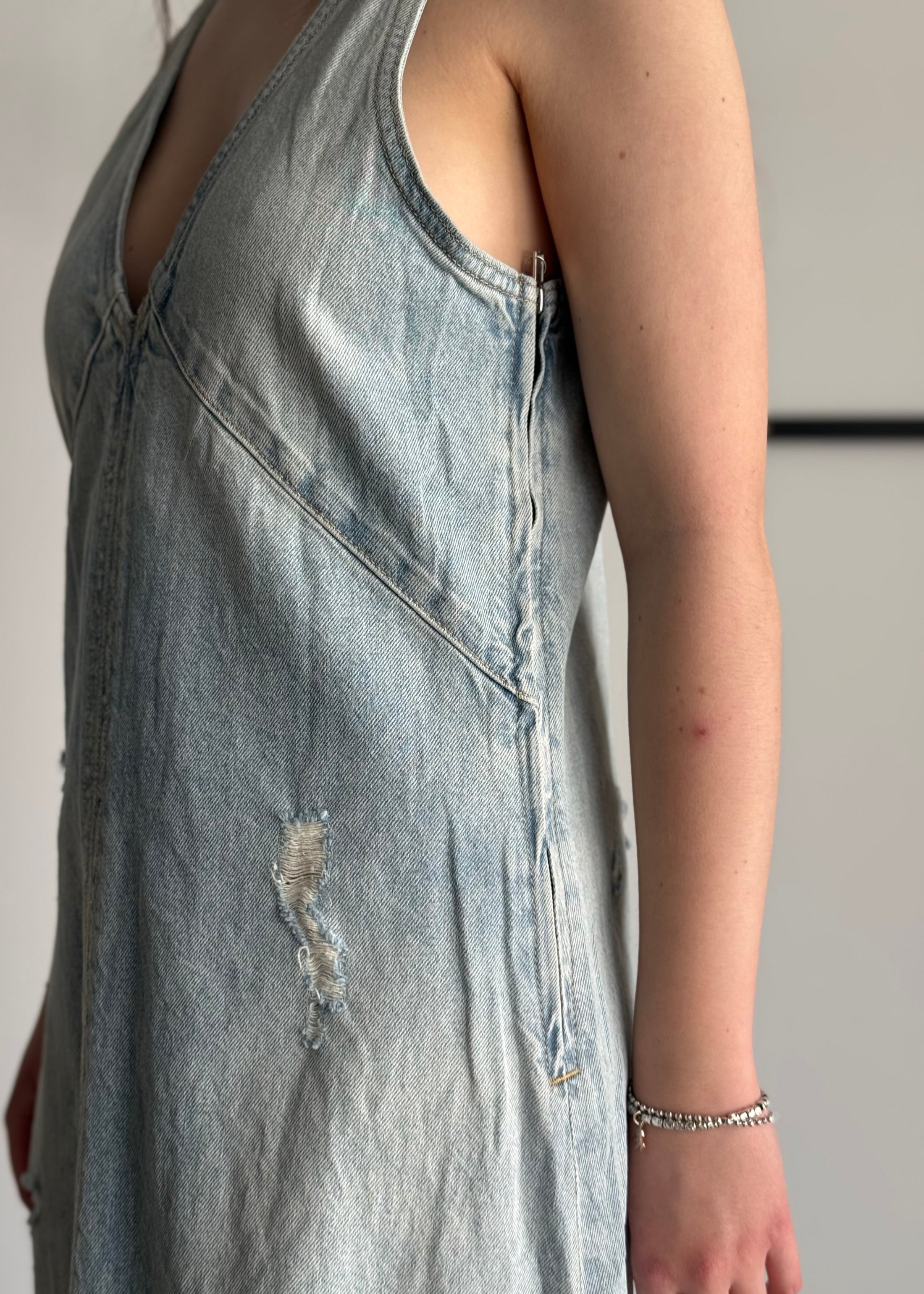 Abito denim midi destroyed