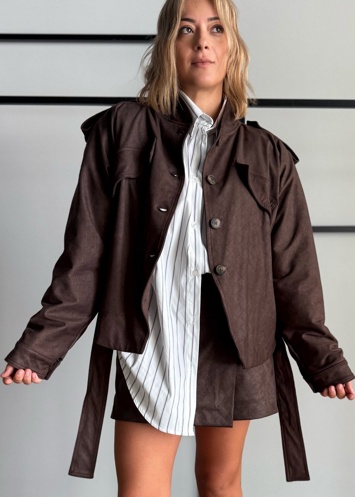 Giacca in suede moro con cintura - PHILIALOFT