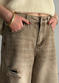 Carica l'immagine nel visualizzatore della galleria, Bermuda THEVICE in jeans
