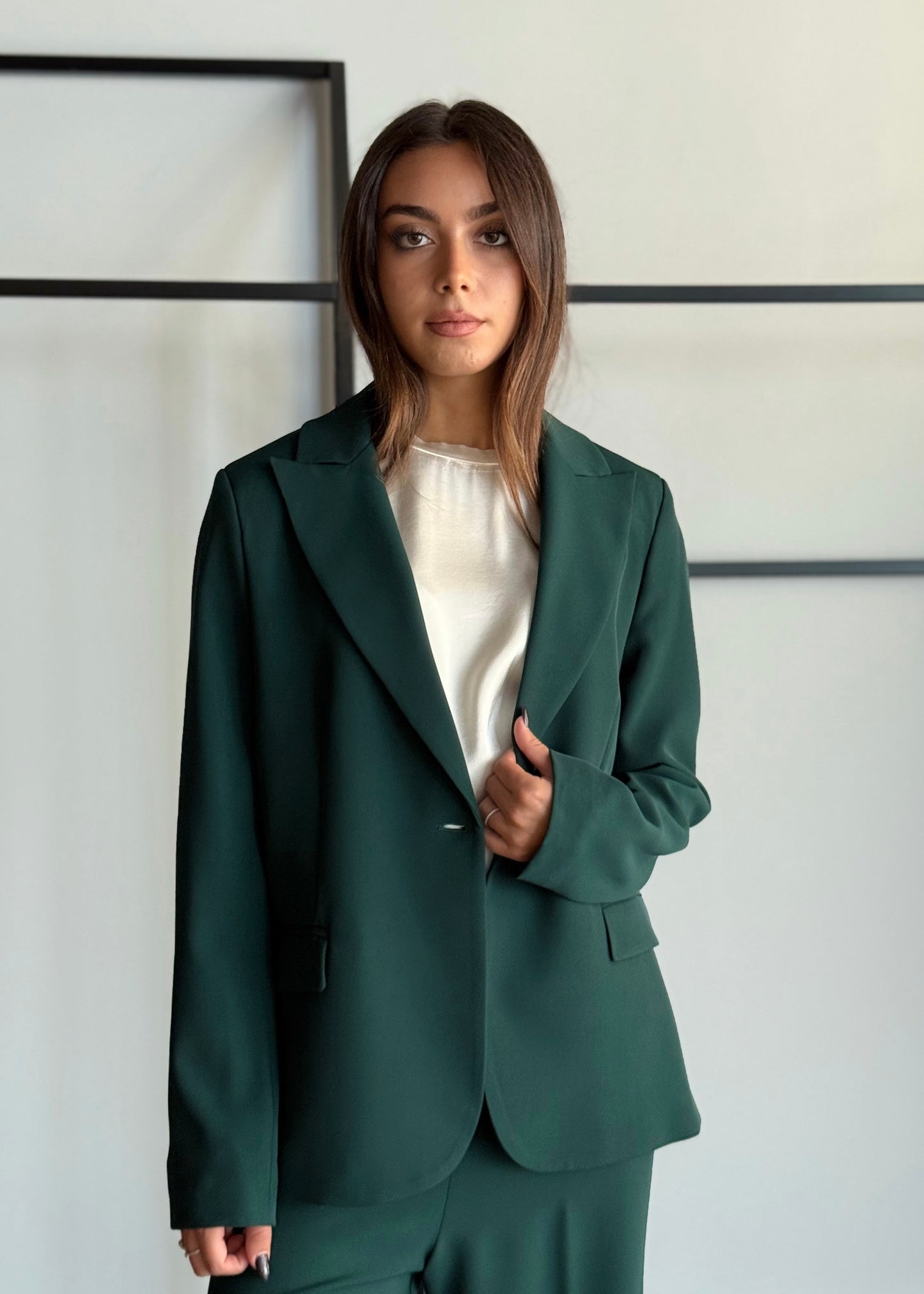 Tailleur giacca e pantalone -KONTATTO